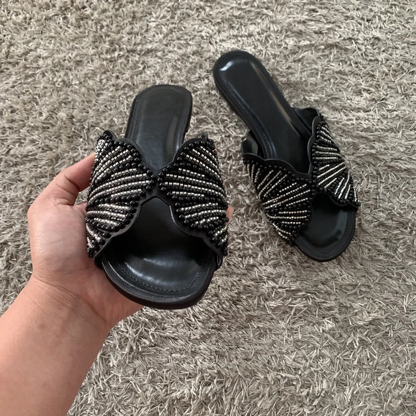 Elegant Faux Pearl Detail Flat Sandals for Women Fashion Black Flat Slide Sandals Comfortable Round Toe Designer Shoes Woman view 6