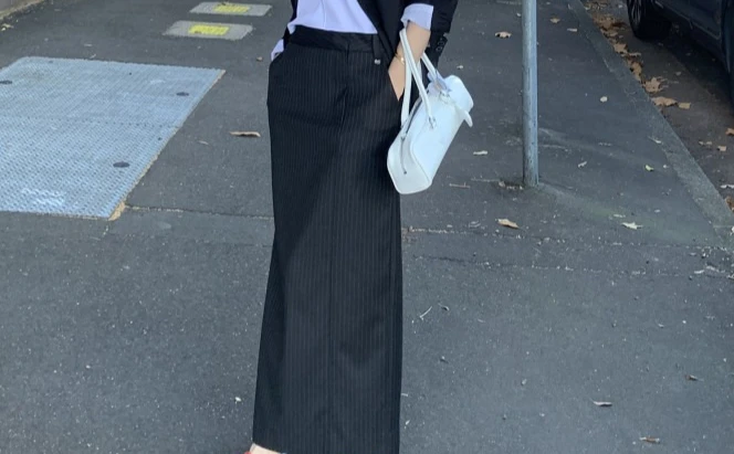 秋の新作 ハイウエスト 多機能 着痩せ効果 ポケット付き コントラストストライプ ストレート チューブスカート レディース