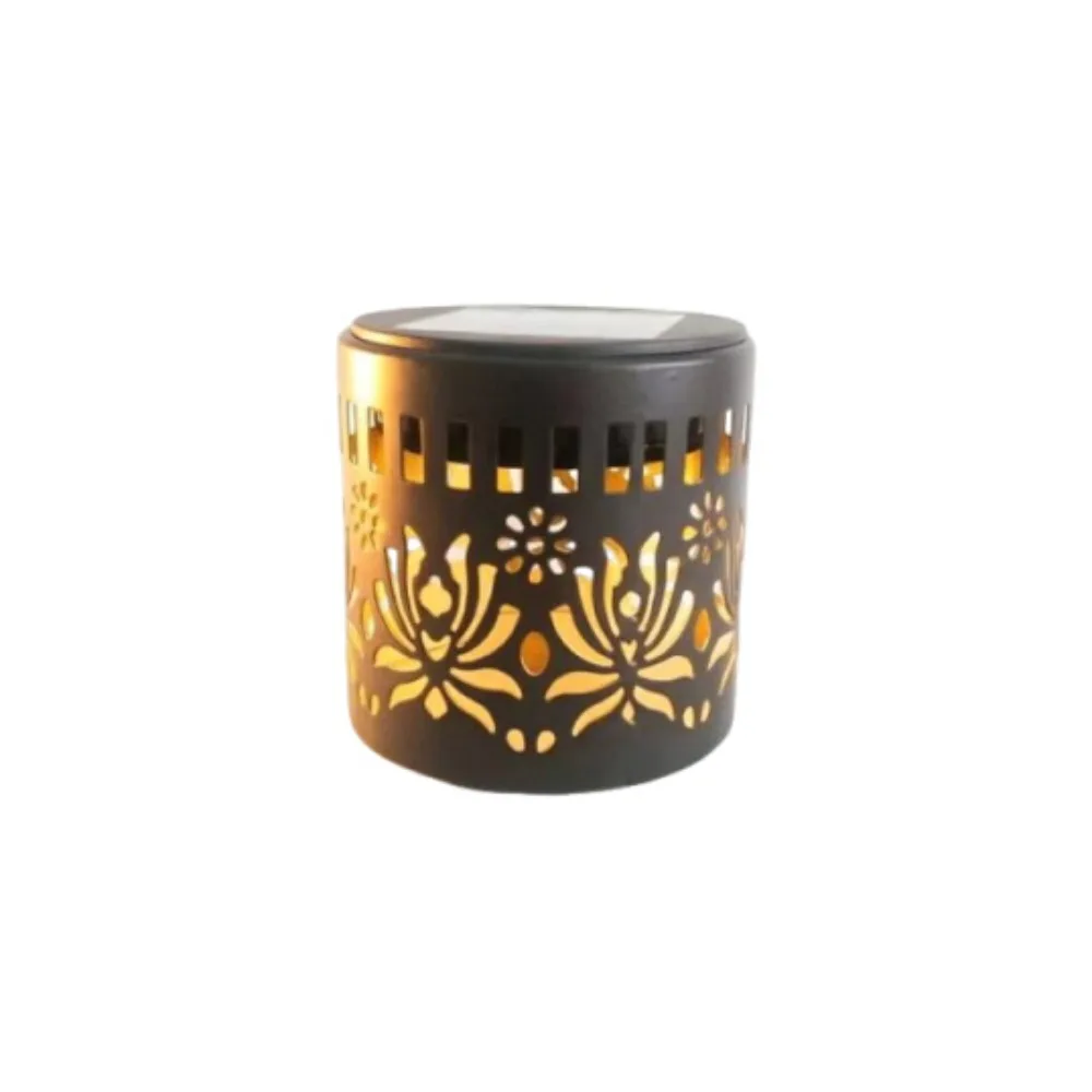 Hollow Solar Wall Lamp Flower Design Waterproof Solar Projection Lamp Energy Saving Creative Atmosphere Lamp Pathway Lighting