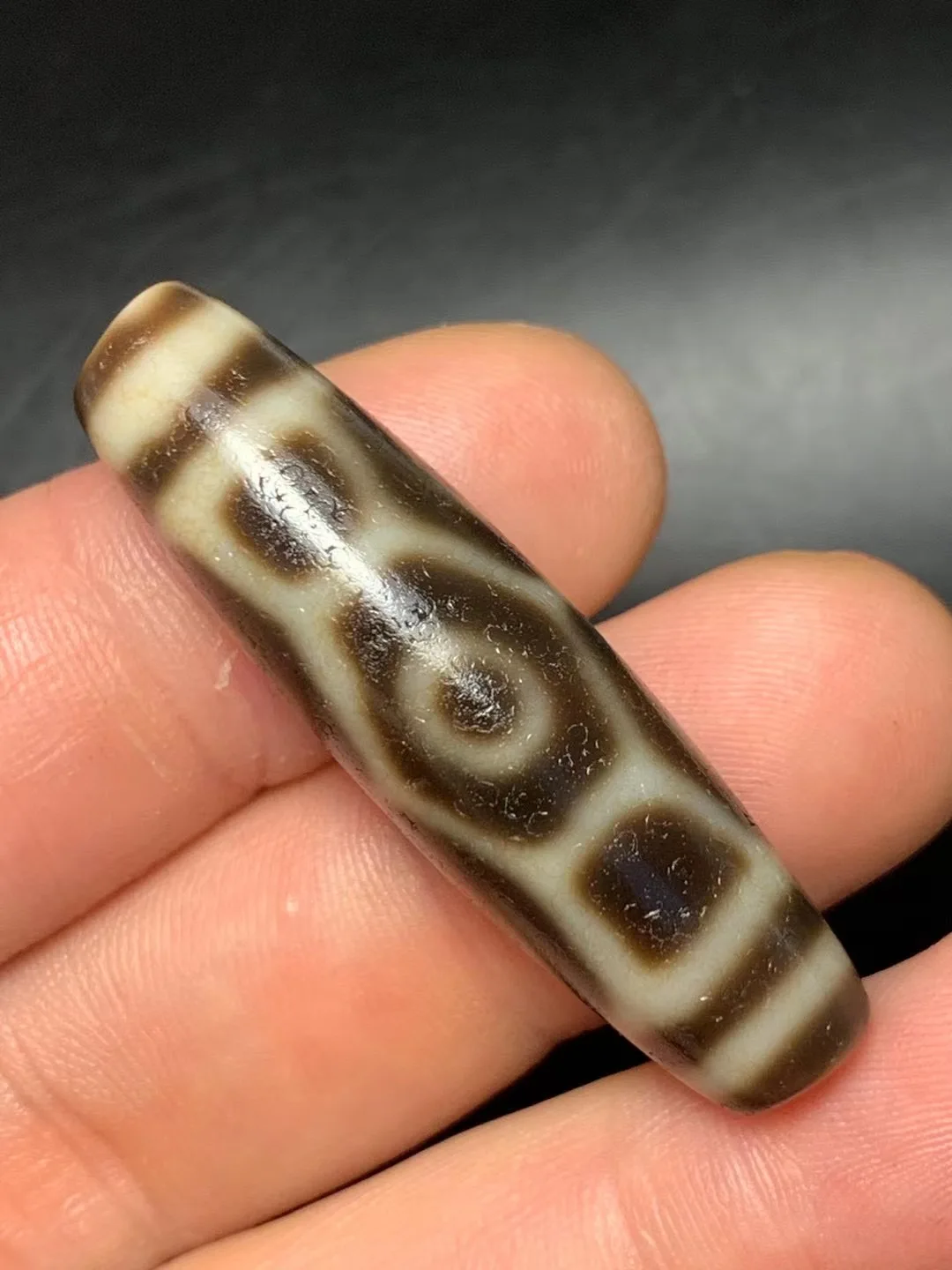 

Treasure ENERGY Tibetan Old Agate Weathering High Oily Patina 6 Dragon Eyed Master dZi Bead Amulet Precious Gemstone Jewelry