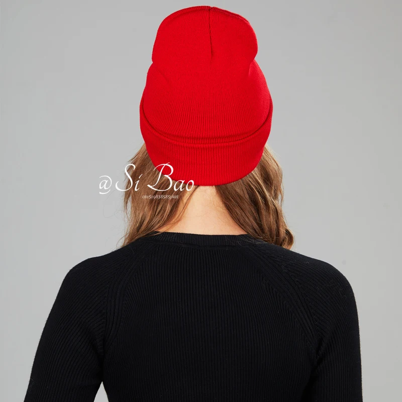 New Winter Hat King Queen Beanies Fashion Hip Hop Couples Cap Casual Solid Hat Men Woman Warm Knitted Beanie Ski Skullies Bonnet