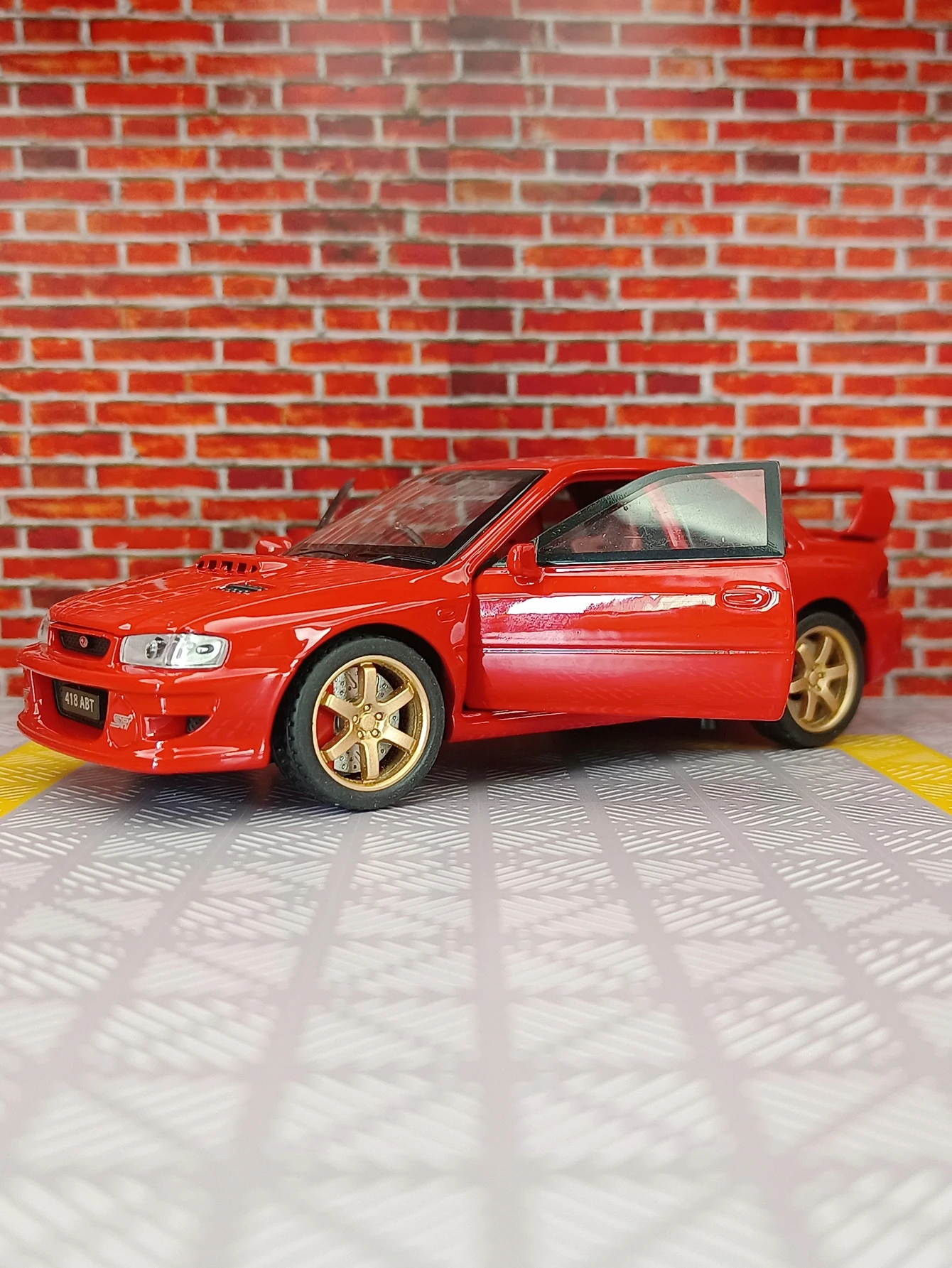 

1:32 Subaru wrx, модель суперкара из сплава, коллекция украшений для автомобиля, звуковое и световое рулевое управление, детская игрушечная машина, подарок