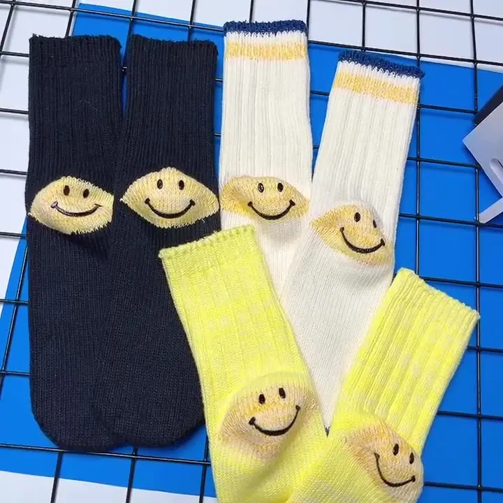 1 para styl japoński oddychający kolor wzór z uśmiechem miękkie środkowe rurki pończochy bawełniane skarpetki dla dziewczyny moda damska