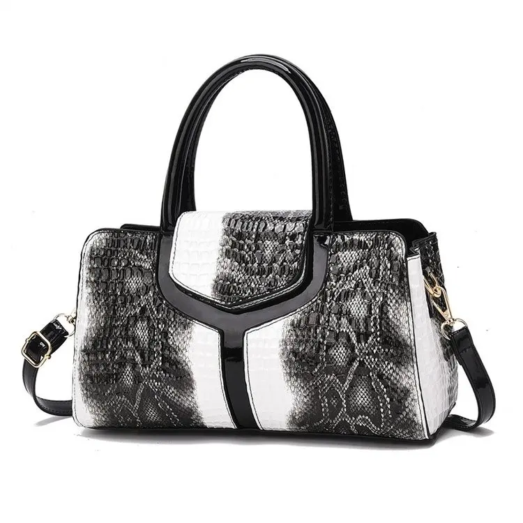 Haute-Couture Inspired PU Evening Bag 2025 - Geometric Square Clutch with Chain Strap, Opera Night Luxury Accessory Gift