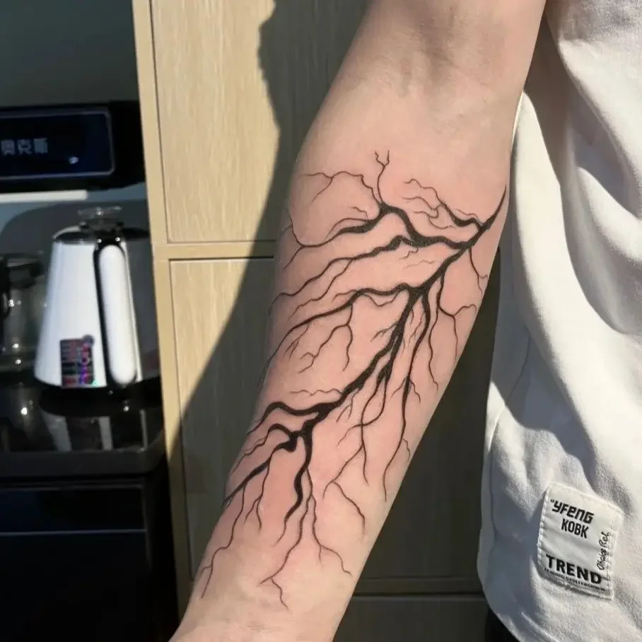 Kruid Sap Tattoo Blijvende Nep Tatoeages Voor Vrouw Mannen Gothic Lijnen Crack Arm Tatoeages Waterdichte Bliksem Tijdelijke Tattoo Stickers