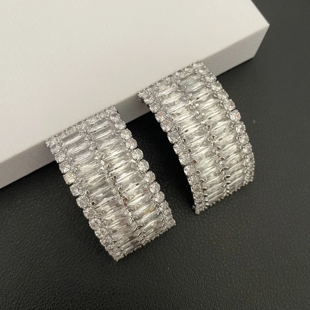 

European Perfect rhinestone crystal curved earring clip