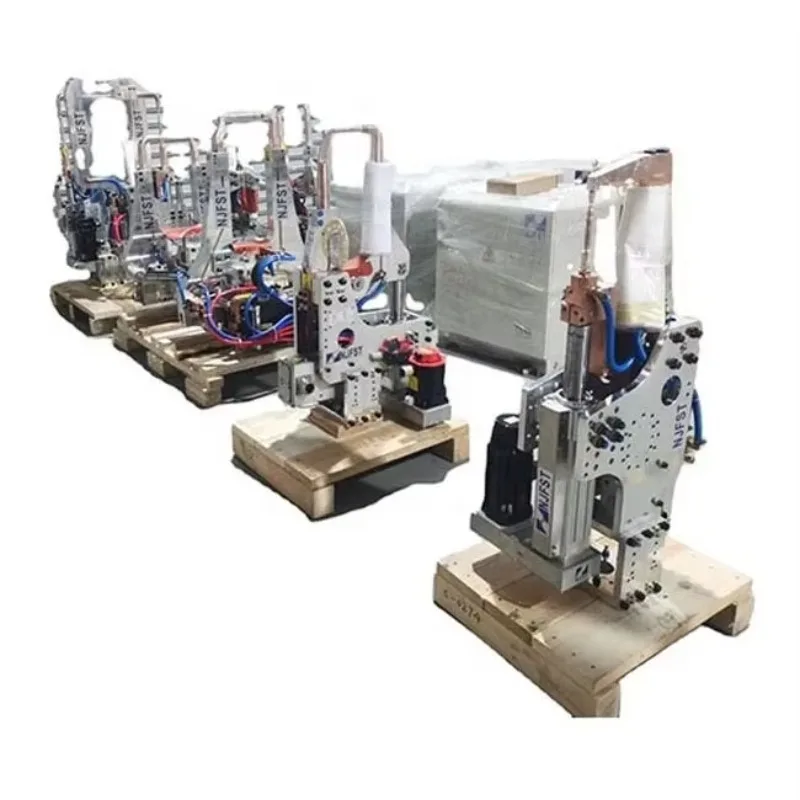 Servo Spot Welding  Automatic C / X Type for Robotic Resistance Spot Welder Parts Controller and MFDC Weld Gun