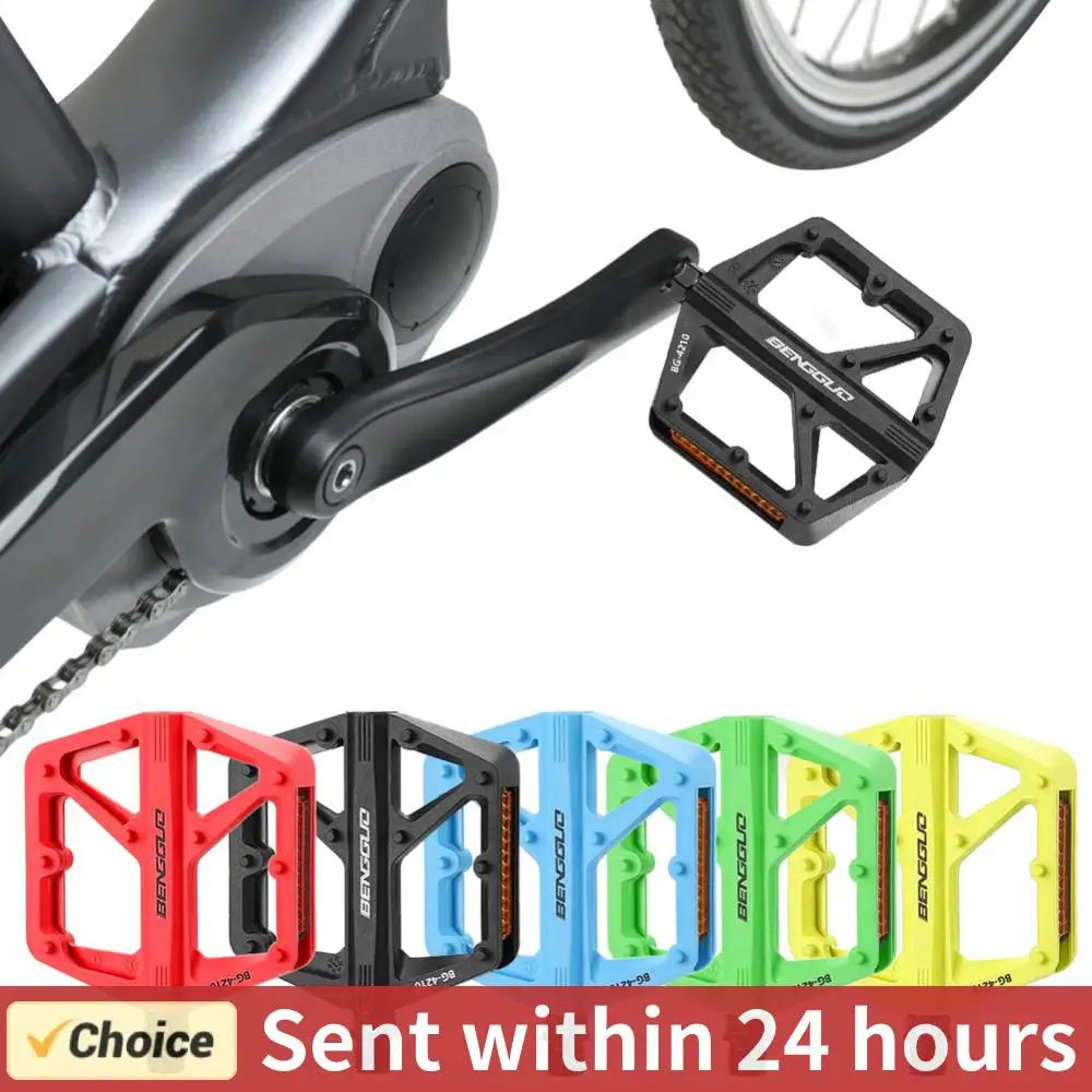

Double DU Bearing Nylon Bicycle Pedals with Reflector Ultralight Bike Pedals Waterproof Bicycle Platform Pedals for Night Riding