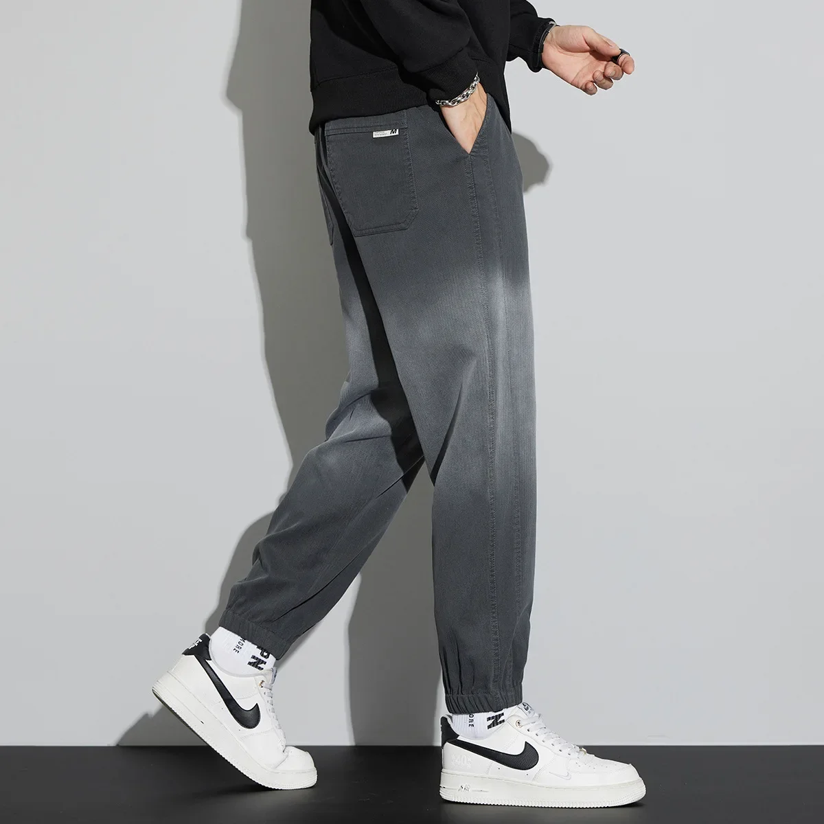 Winter Essential Men's Fleece-Lined Pants Fashionable Comfortable Stretchable New Casual Pants Thickened Fleece For Sports