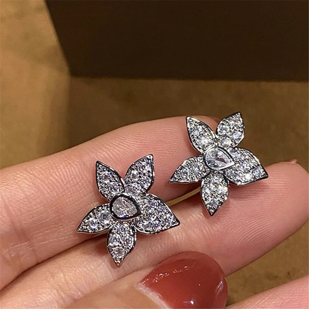Cute Female White Zircon Stone Flower Stud Earrings Vintage Silver Color Wedding Party Gift Jewelry For Women