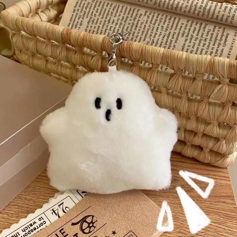 Kawaii White Ghost Keychain Cartoon Cute Plush Doll Pendant Car Key Keyring Bag Hanging Accessories for Kid Halloween Gift Toy