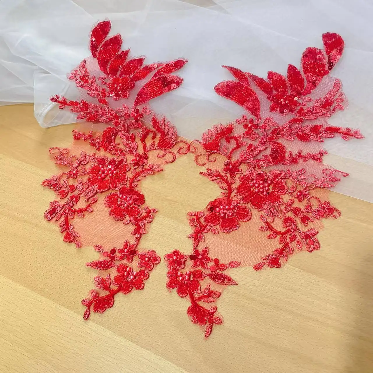 2 Stück = 1 Paar. Mehrfarbige Perlenspitze, verspiegelte Blumen, Hochzeitsschuhe, Kopfschmuck, DIY-Nähzubehör, RS4890 – Detail 6
