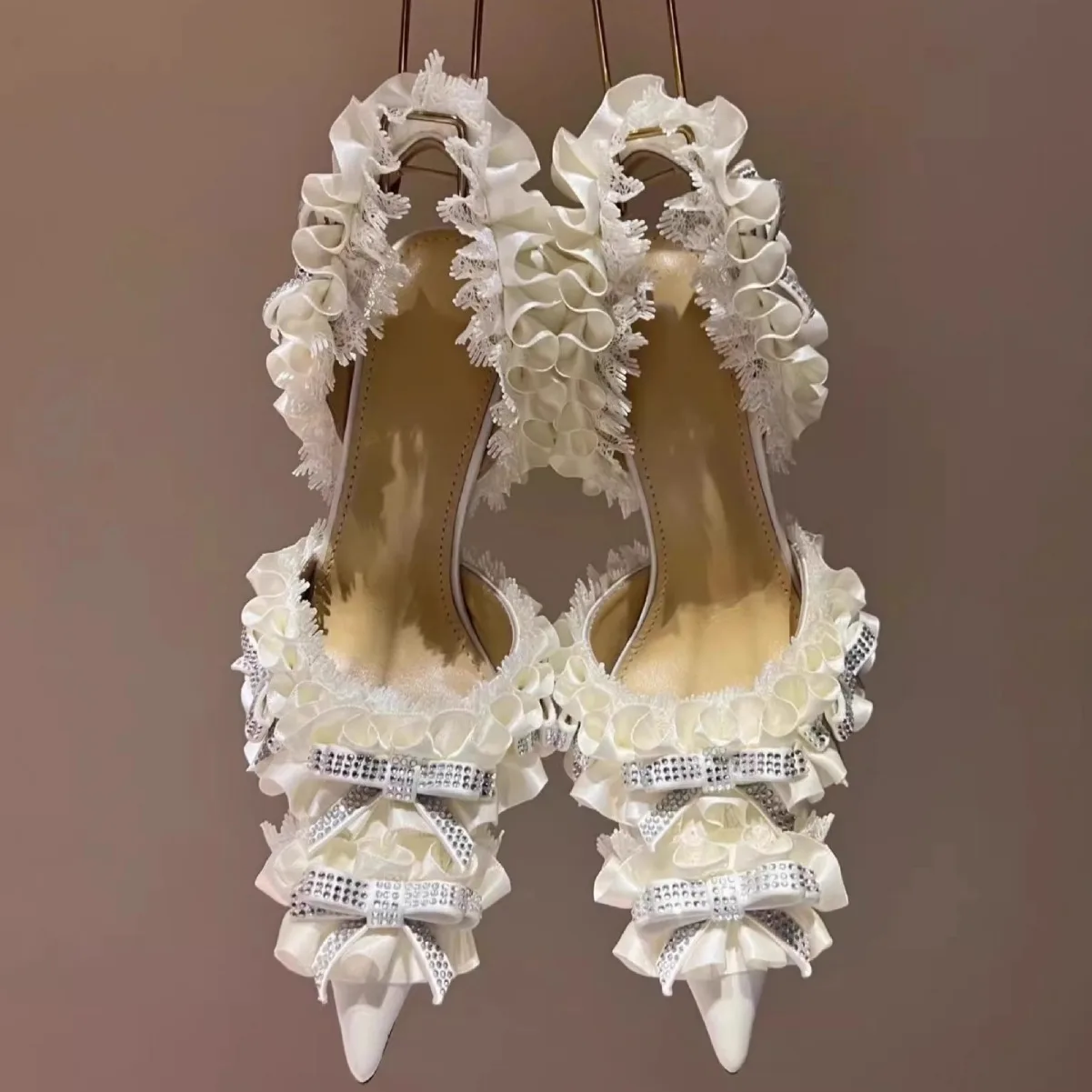 Pink Black White Lace Silk High Heels Rhinestone Bow Closed Toe Sandals Luxury Runway Party Evening Banquet Shoes Zapatos Mujer