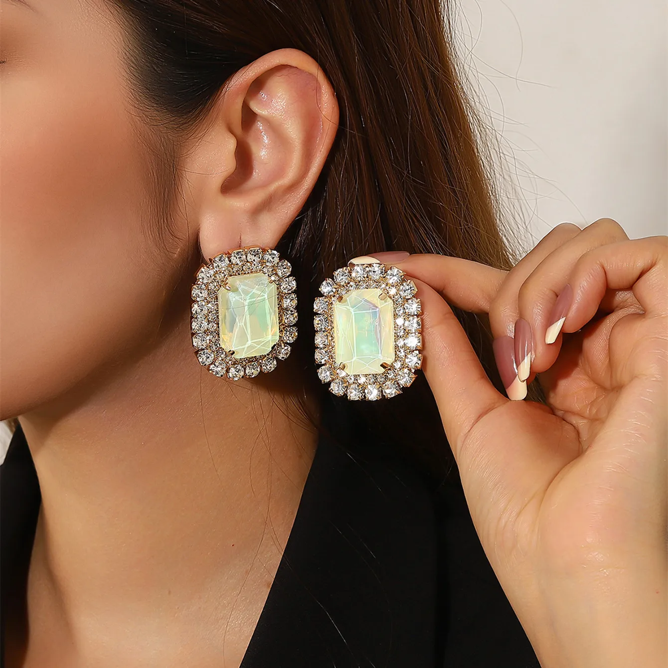 Emerald Cut Big Crystal Stud Earrings Women Silver Plated Halo Rhinestone Rectangle Statement Earrings Wedding Party Luxury Jewe