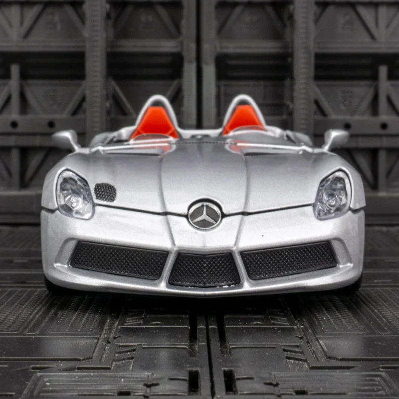 1:24 Mercedes-benz SLR Convertible Alloy Sports Car acousto-optic Diecast Metal Model Kids Toy Car Decoratie Collectie gift