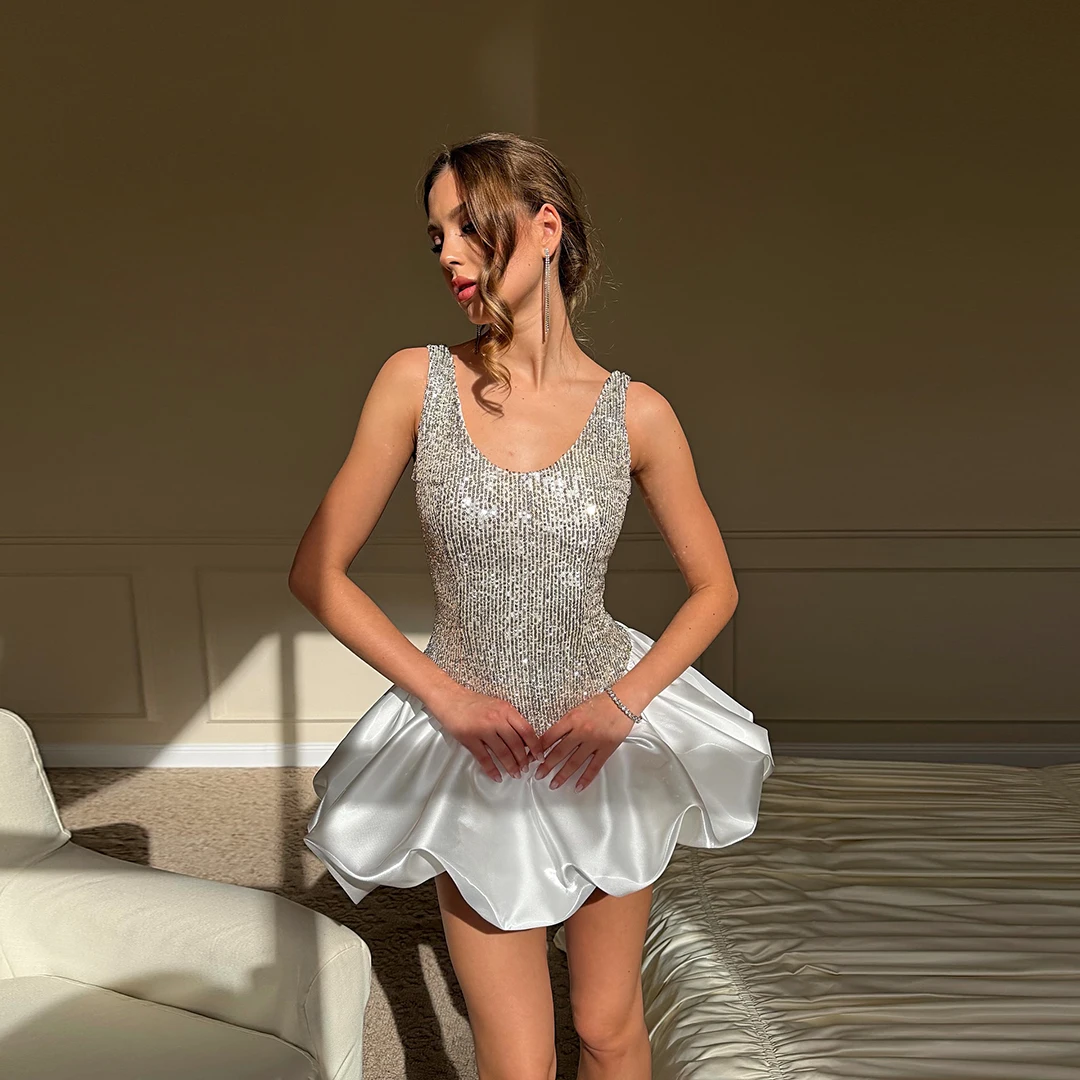 

Glitter Slivery Sequined Short Cocktail Party Dresses Sexy U Neck Sleeveless Mini Prom Gowns Sparkle Sequins Vestidos De Fiesta