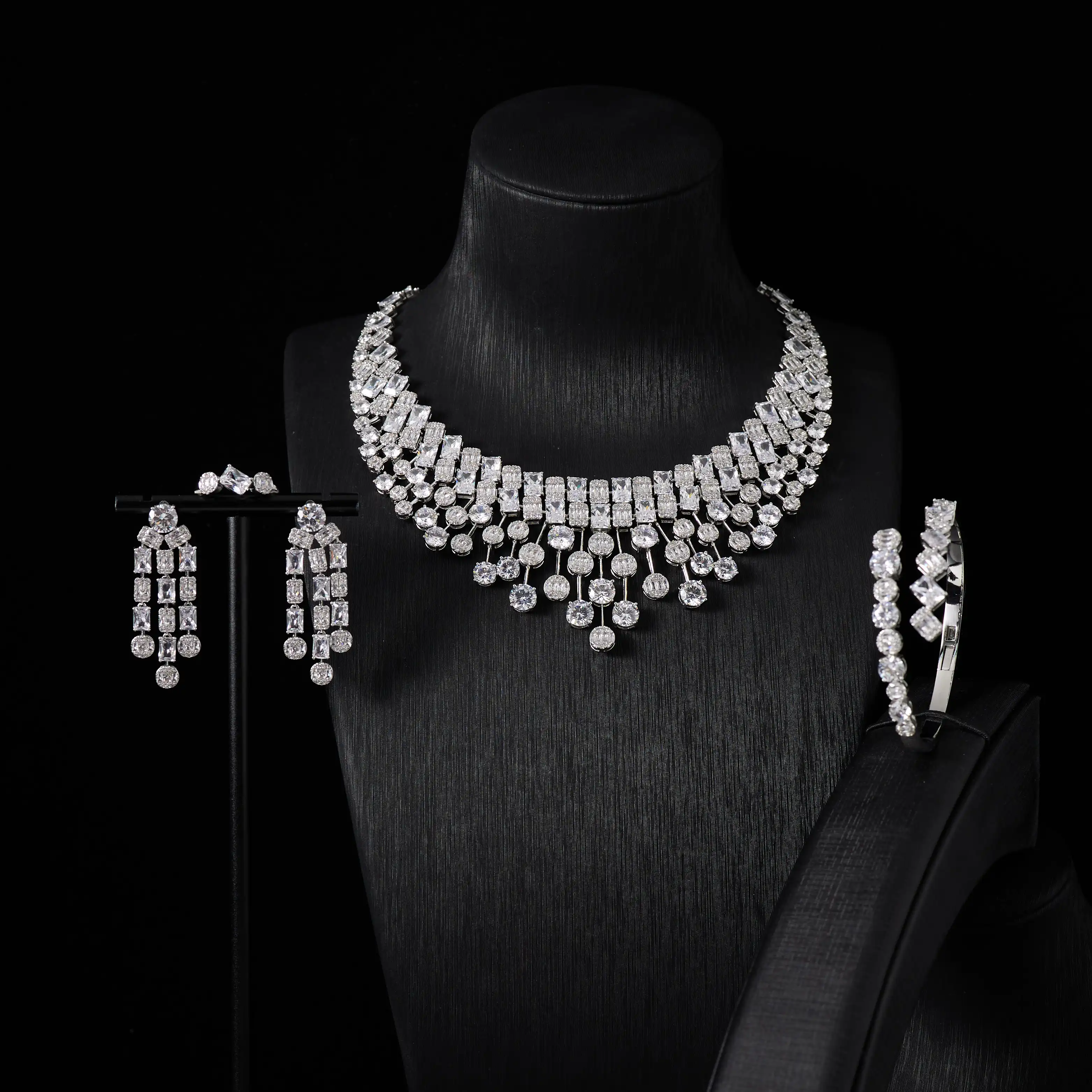 240902 Luxury Bridal Jewelry Sets For Women Cubic Zirconia LikeDiamond Necklace sets Full Set for Dubai Nigeria Wedding Party