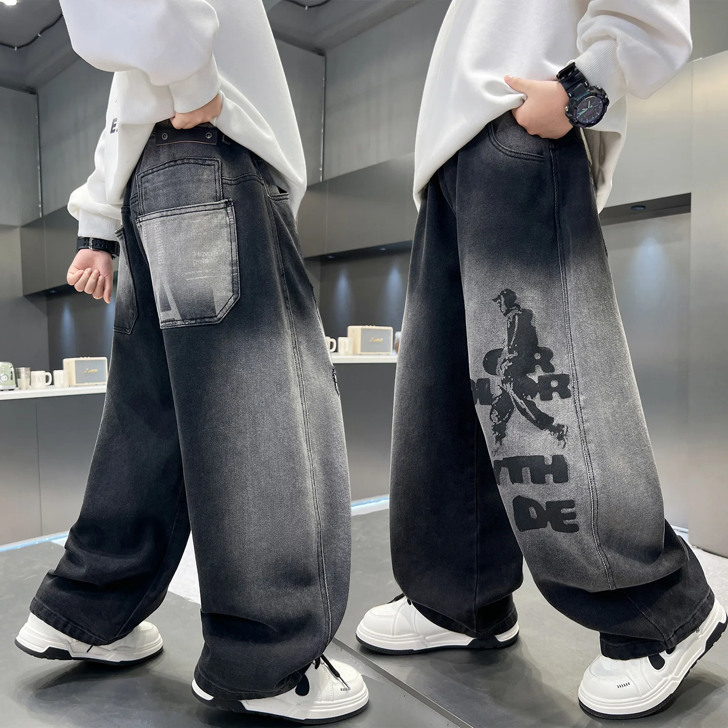 

New Boys Casual Streetwear Denim Pants Fashion Kids Gradient Black Jeans with Drawing for Child Straight Fit Jeans Trouser ﻿