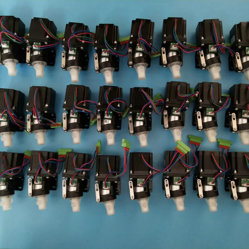 Pompa Pengukur Piston Keramik Mengisi Pompa Tetes Miniatur Tanpa Katup Penyesuaian Halus Aliran Kecil Putar Mikro