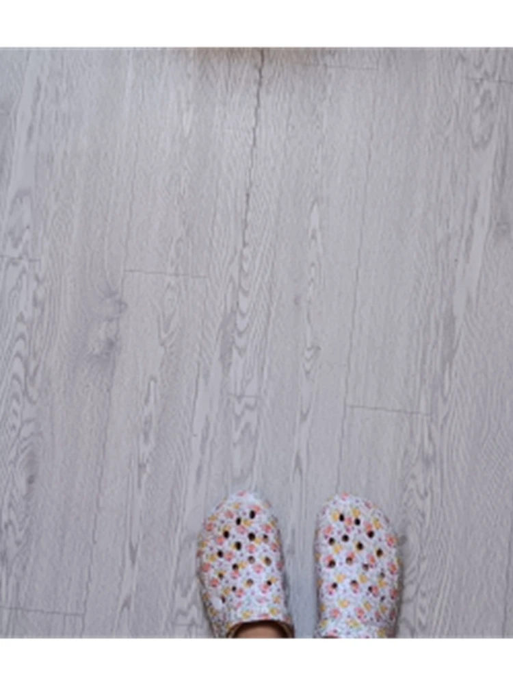 

40CM Modern Wood Grain Floor Sticker Self-Adhesive Waterproof 3D Wall Sticker Living Room Toilet Kitchen Household Decor Sticker