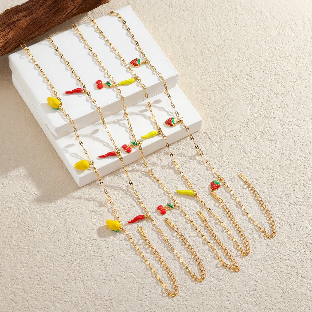 Tobillera Kissmoon a la moda para vacaciones de verano, serie de frutas de acero inoxidable, fresa, cereza, pimienta, regalo de joyería para vacaciones