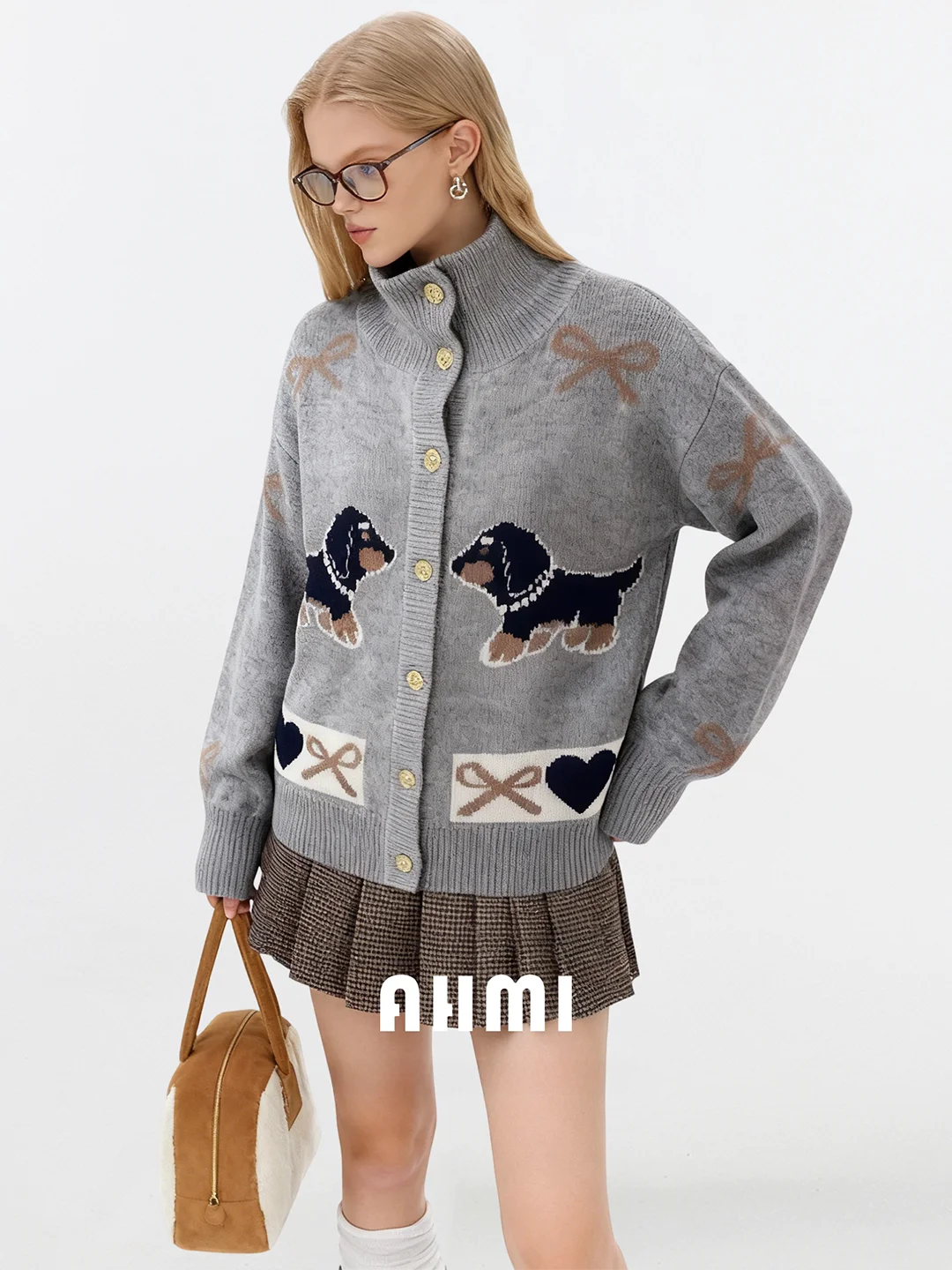 

AHMI Healing Plu Feel Cartoon Dog Motif Knitted Cardigan Loose Casual Stand Collar Long Sve Women's Top for Autumn Winter