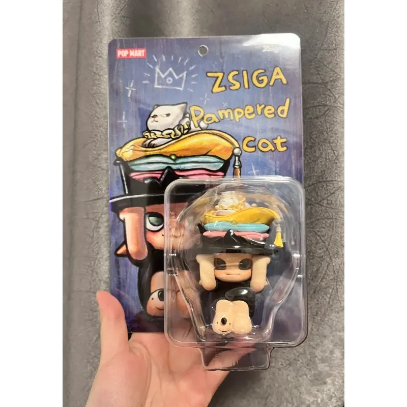 

POPMART Genuine Zsiga Pet Cat Figurine, Trendy and Fashionable Toy Gift, Cute and Interesting Birthday or Surprise Toy Present