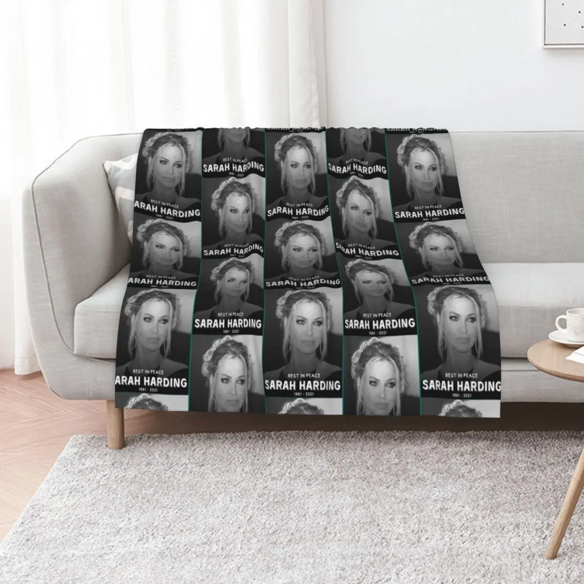 Music Retro Sarah Harding for President Tee Throw Blanket Plush Plaid Hairy Bed covers Soft halloween Blankets
