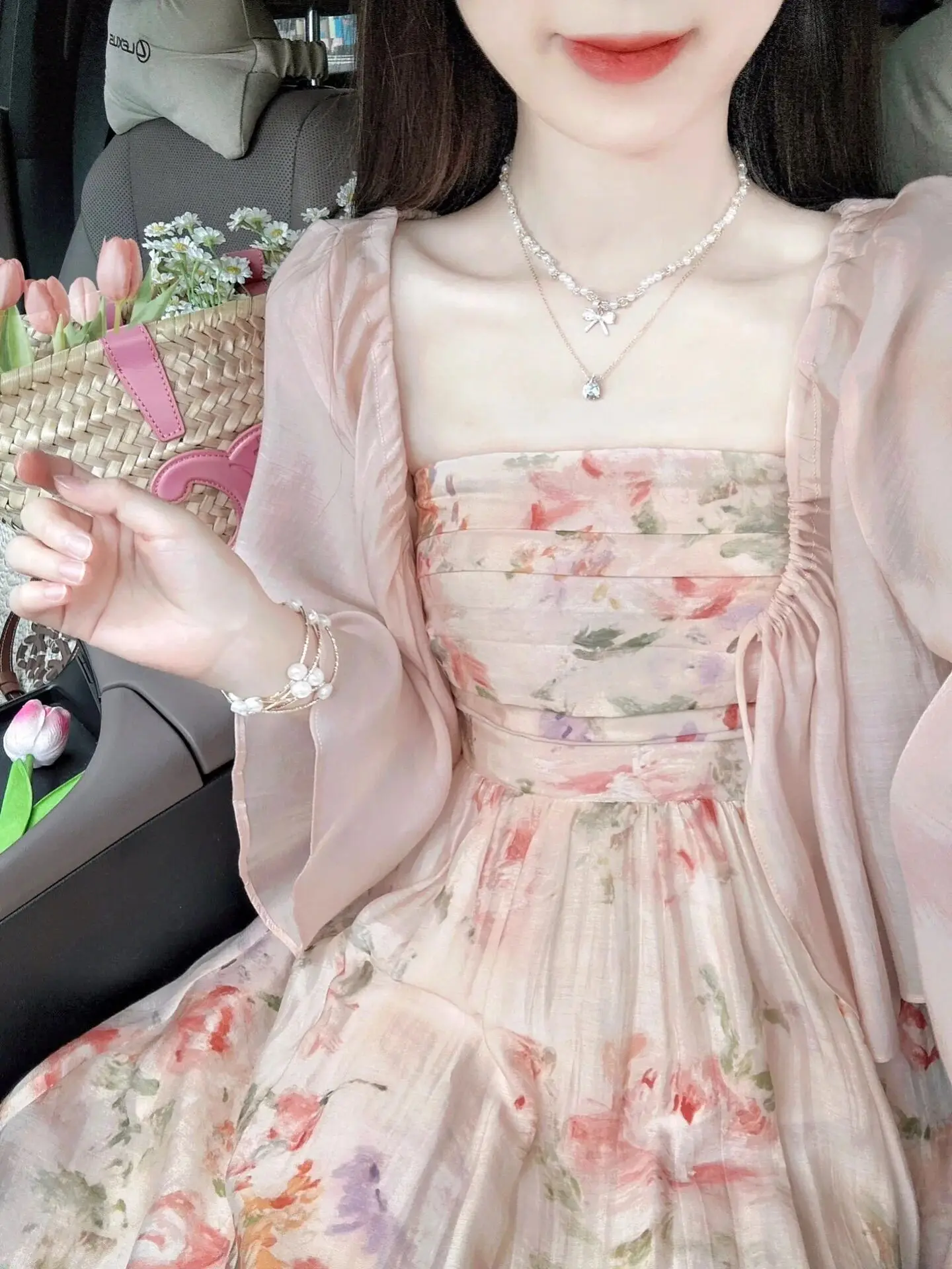 

Элегантный комплект из двух предметов: платье с цветочным принтом и юбка-макси с завышенной талией, весенний сезон, нежный стиль, А-силуэт