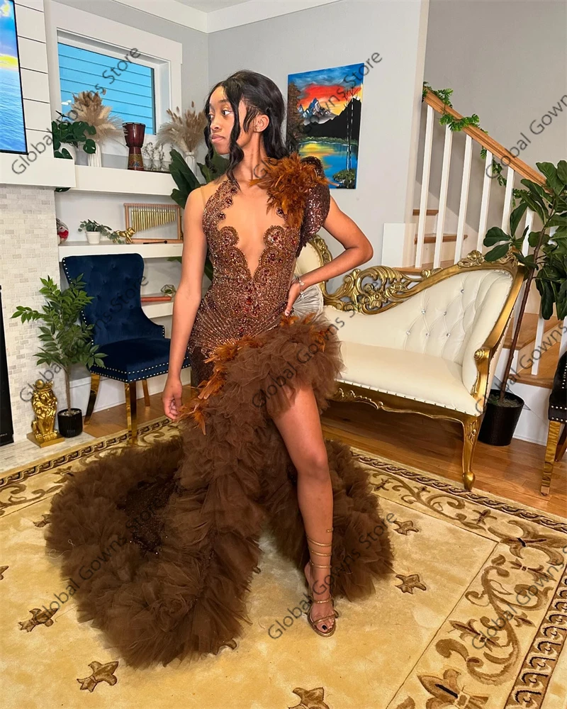 Chocolate Brown O Neck Long Prom Dresses Beaded Crystal 2024 Birthday Luxury Dress Feathers Ruffles Formal Gown With Split