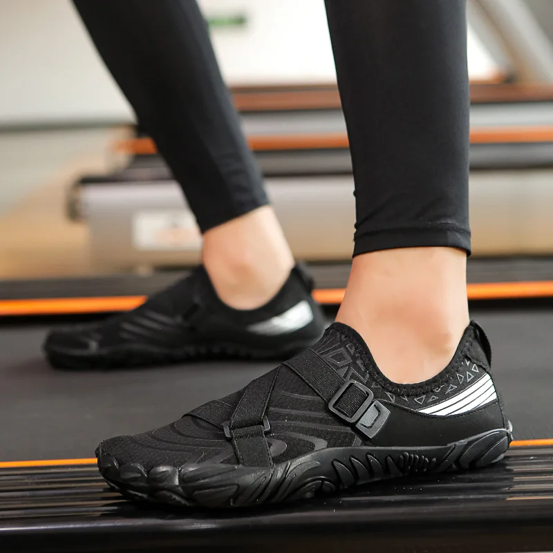 2026 New Breathable Water Wading Shoes, Couple Quick Drying Sports Shoes, Outdoor Anti Slip Beach Swimming and Fitness Shoes
