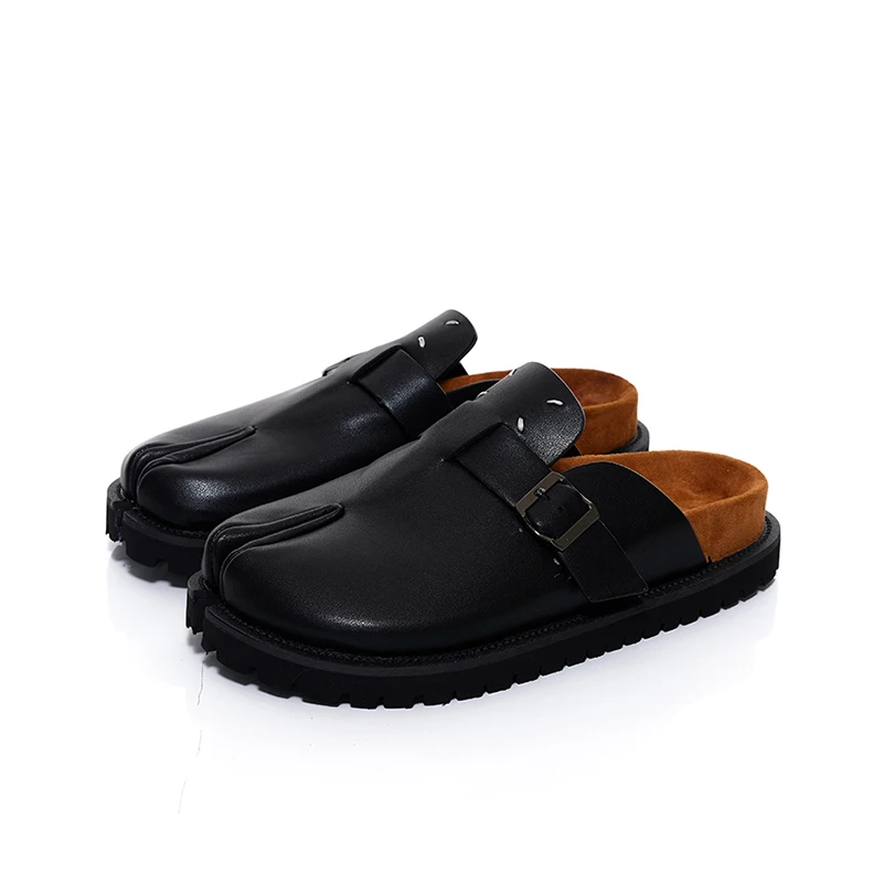 

New Tabi shoes men's and women's leather slippers breathable split toe shoes thick soled Boken shoes with a sense of luxury