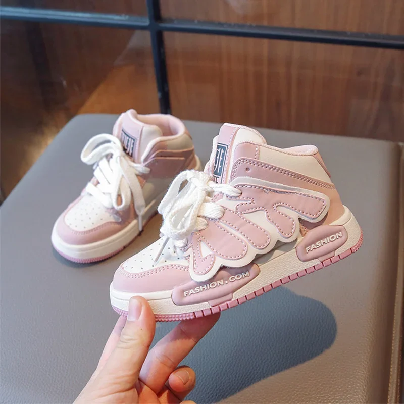 Sneaker anak laki-laki perempuan bertali sepatu Skate anak-anak High Top merah muda 2024 musim gugur anak-anak Pu kulit kasual olahraga basket latihan 27-37