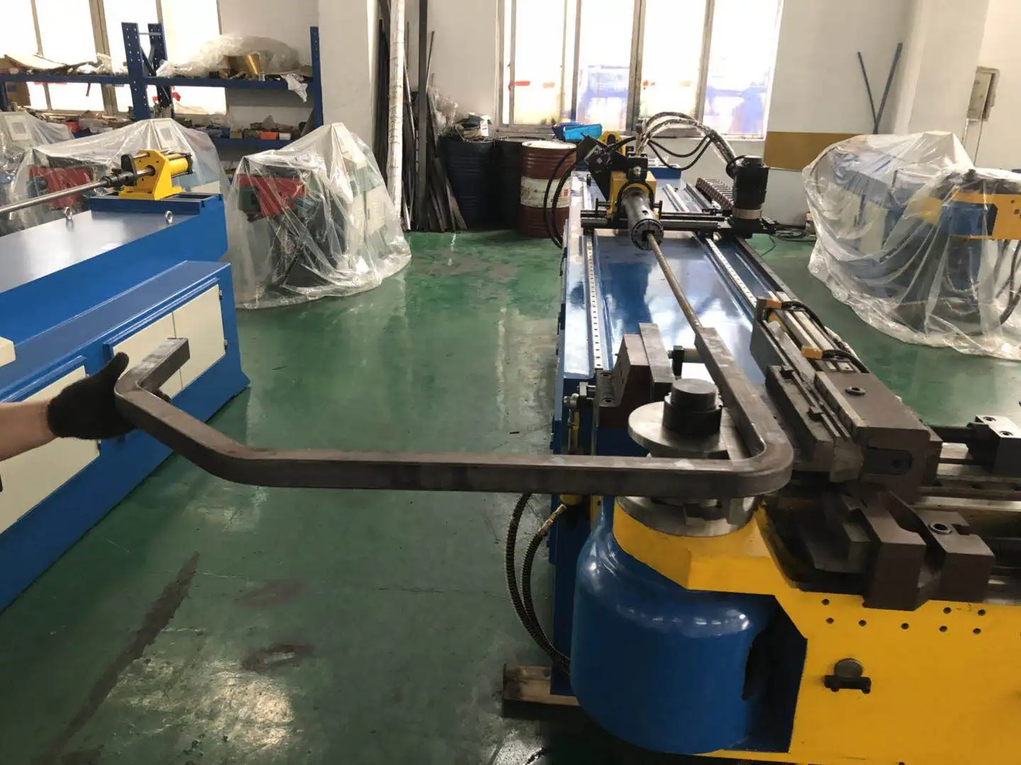 Rohr- und Rohrbiegemaschinen Legierung 75CNC Rohrbiegemaschine mit großem Durchmesser