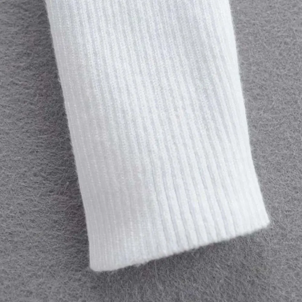 

Slim Knit Long Sleeve Crop Top Solid Color Thin O-neck Knitted T-shirt Short Blouse Harajuku Cropped Sweaters Pullovers Lady