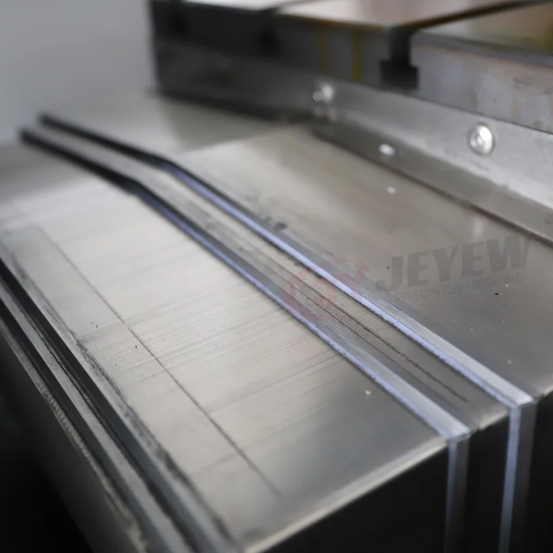 自動小型彫刻・フライス盤、工場直販価格、フルセット付き