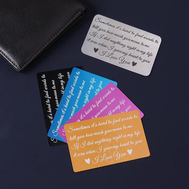 85x54 مللي متر محفورة مجانية محفظة من الفولاذ المقاوم للصدأ بطاقة بريدية الأسرة الذكرى عيد الحب شعار الأعمال لوحة الهوية اسم شارات هدية