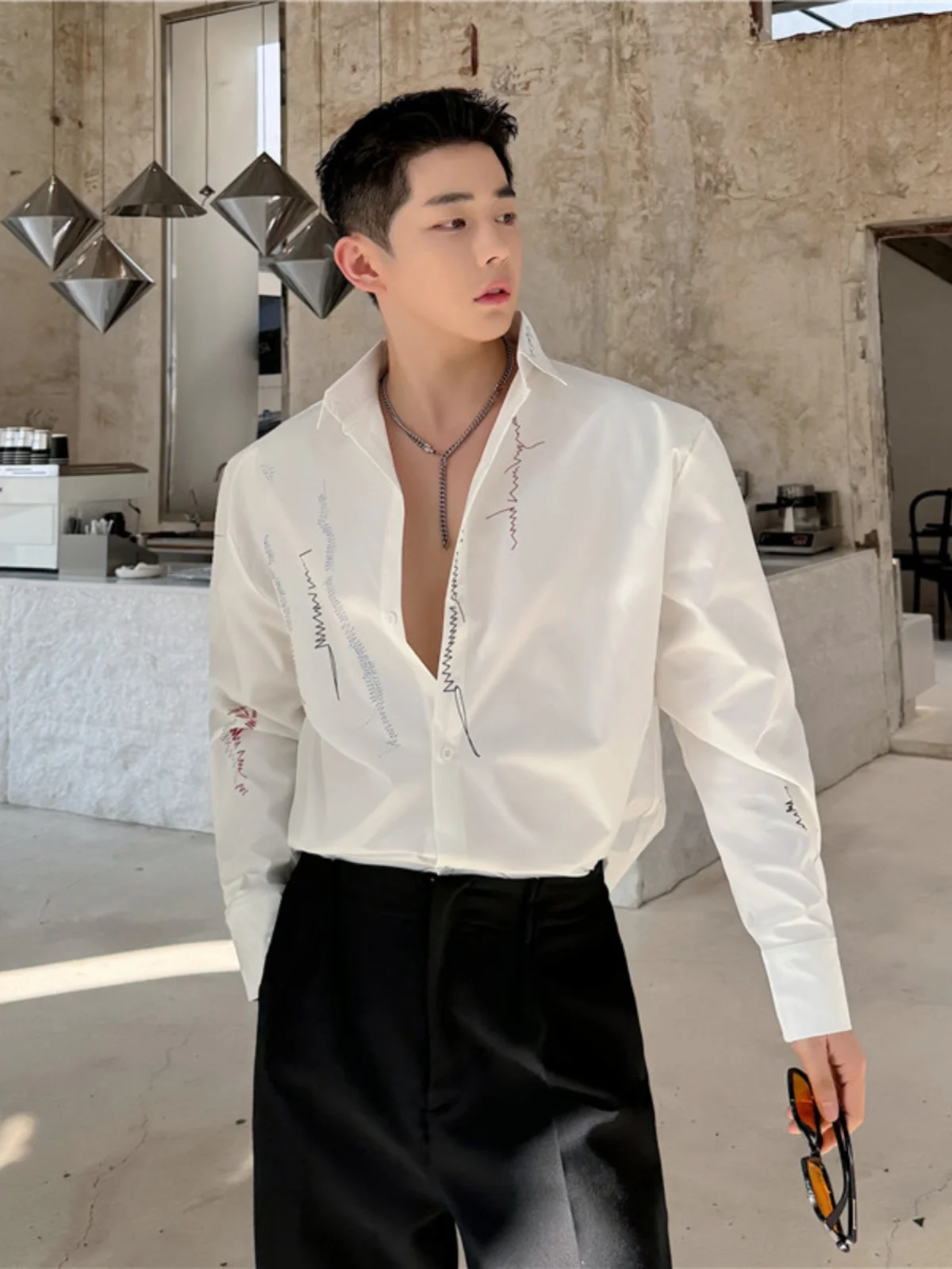 

Line Decorated Long Sve Men's irt Trendy Korean Loose Fit Haome Korean Sle Printed Polyester irt