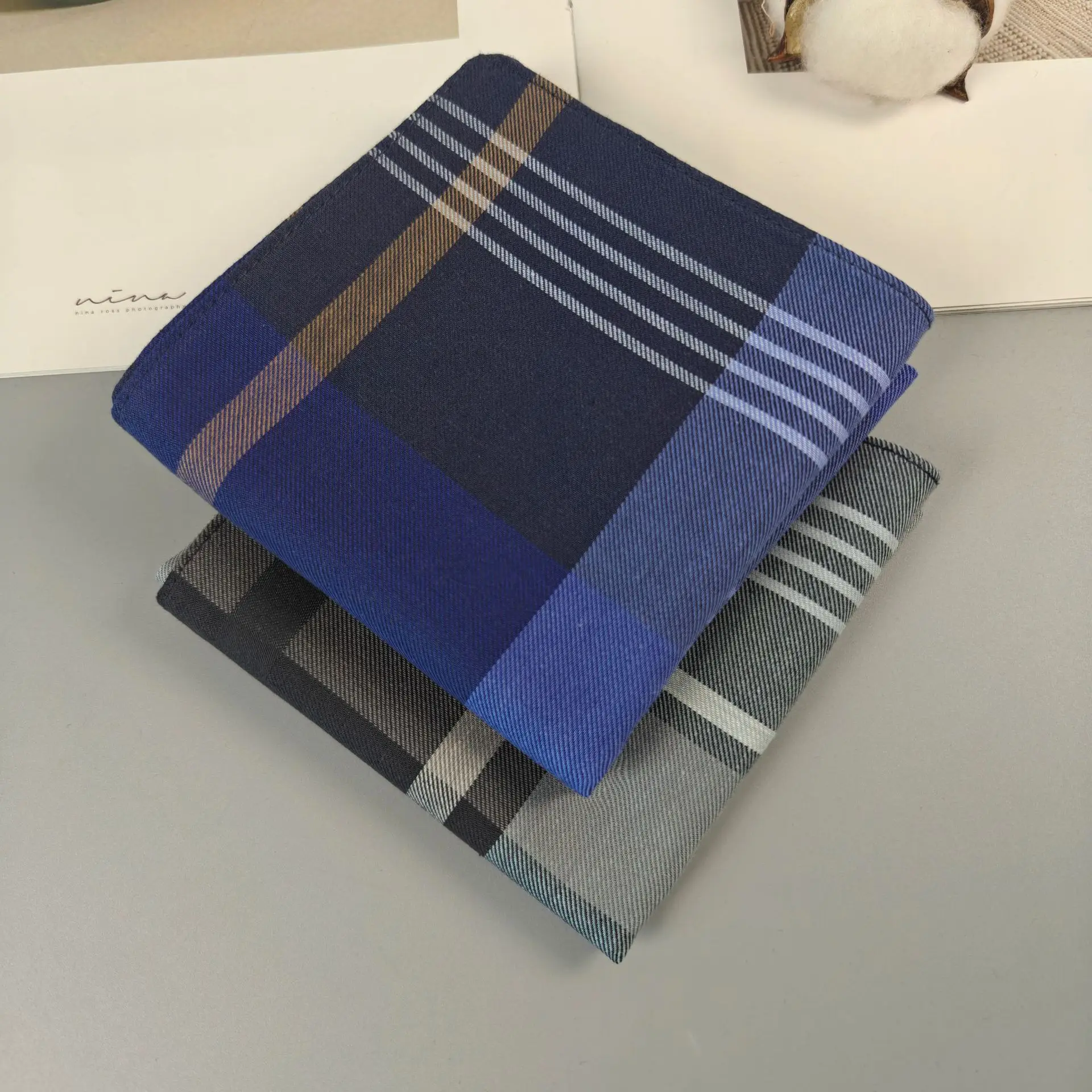Classic Vintage Plaid Handkerchiefs 2-Pack 45CM 100% Cotton Pocket Squares, Elegant Navy Black Red Gentleman Gift & Carry