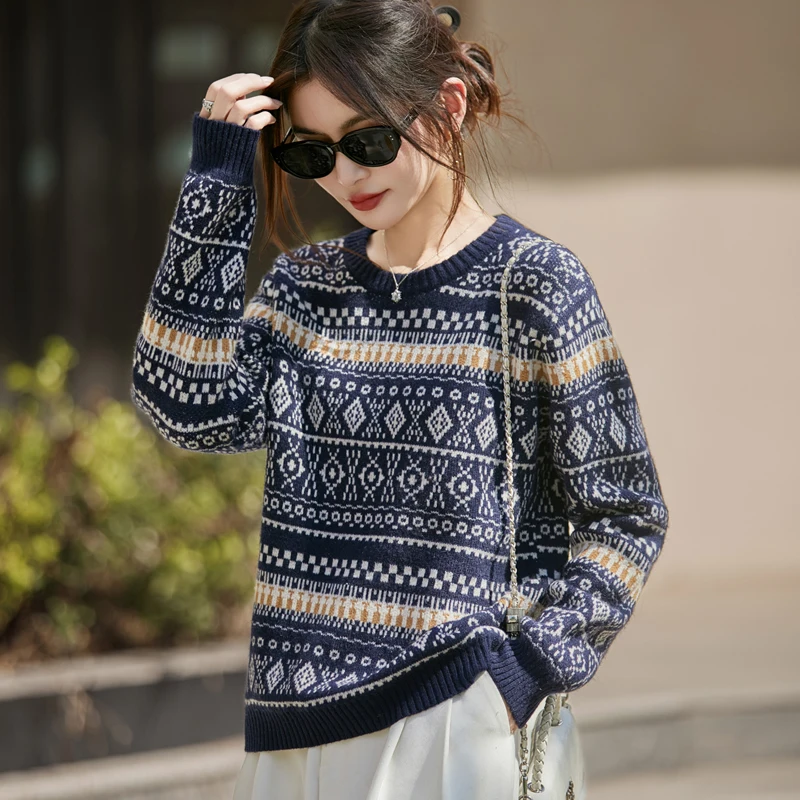 

Новинка 2025 года, шикарный осенне-зимний женский жаккардовый свитер, трикотаж из 100% мериносовой шерсти, мягкий теплый пуловер с длинными рукавами и круглым вырезом, одежда, топ