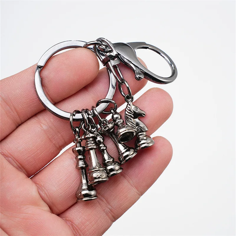 Chess pendant keychain alloy pendant keychain Chess King Queen Rook Knight Pawn Bishop Silver Color Pendant KeyRing jewelry gift