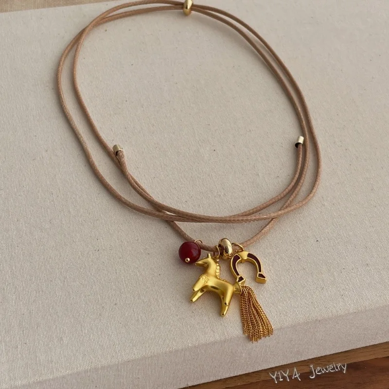 مينار مضحك لامع الكرتون الحصان متعدد شرابة الخرز قلادة القلائد للنساء الإناث قابل للتعديل طويل الشمع حبل سلسلة المختنقون