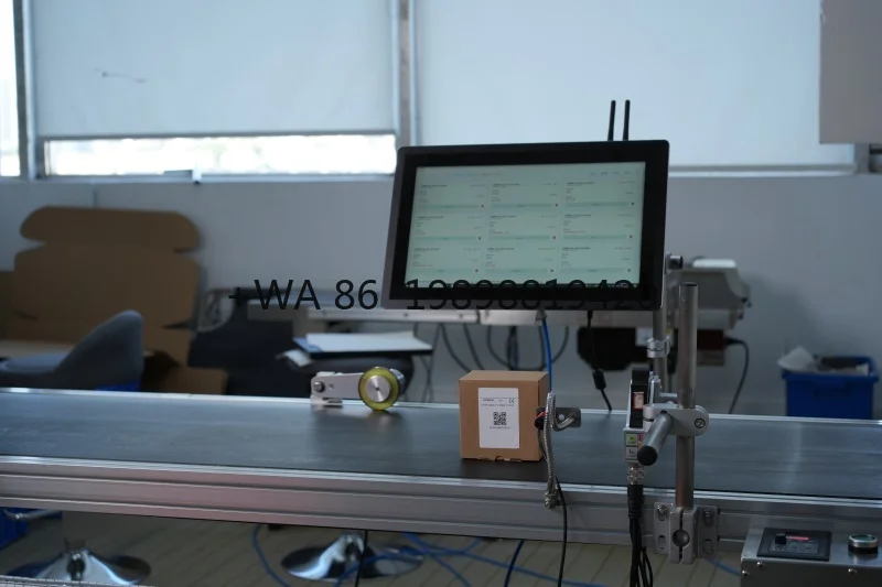 

Принтер для бесшовного сращивания машины с портативным термоструйным кодированием даты истечения срока годности