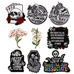 Parche bordado de flores con forma de calavera, logotipo bordado de dibujos animados, accesorios de ropa, parches adhesivos, regalos de ropa para amigos