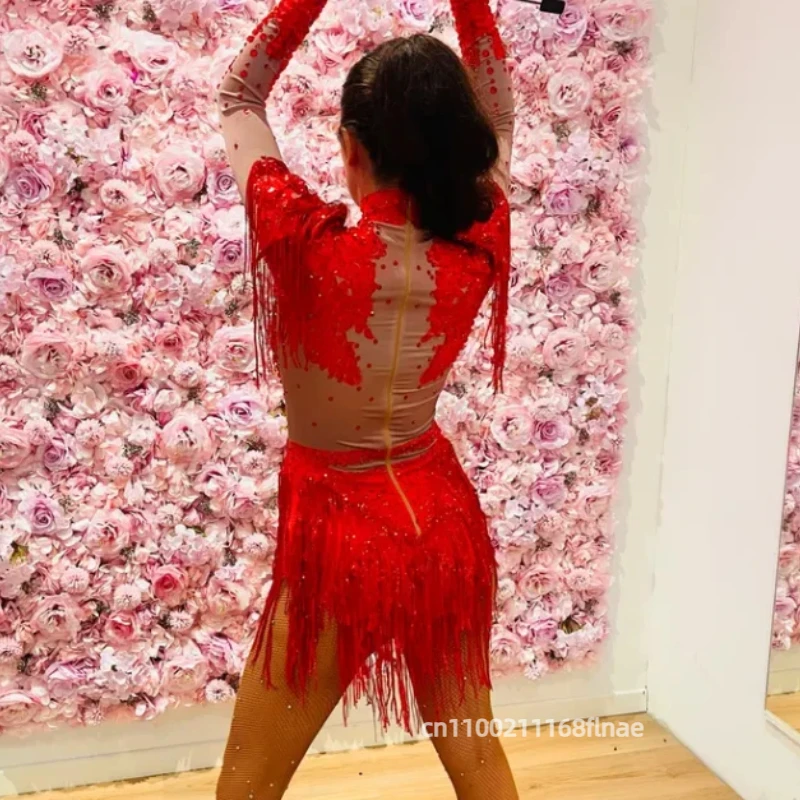 금색과 은색 스팽글 태슬 탄력성 있는 타이트 핏 의상 라틴 댄스 무대 의상 DJ 가수 댄서 공연 의상