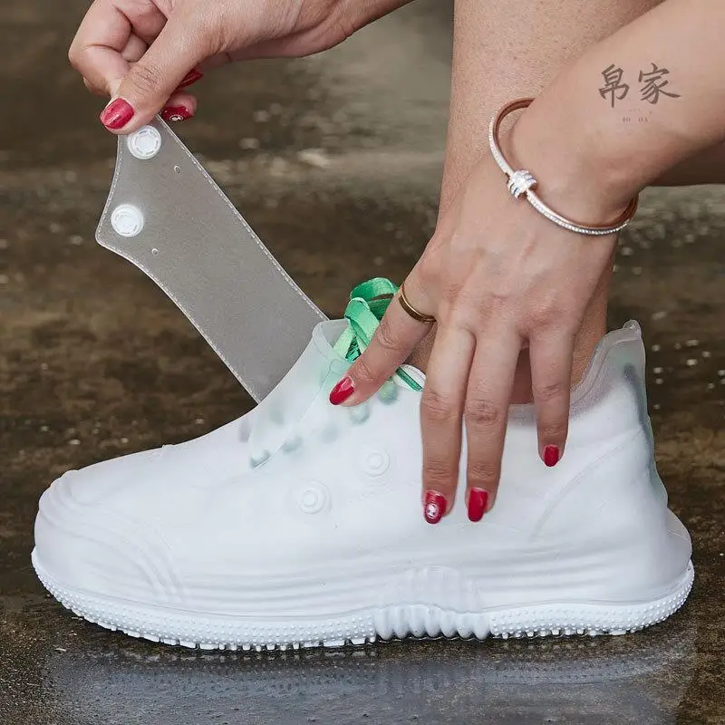 

Kitchen Oil-Resistant Shoe Covers Waterproof Non-Slip Thickened Wear-Resistant Restaurant Barbecue Short Tube Boot Covers