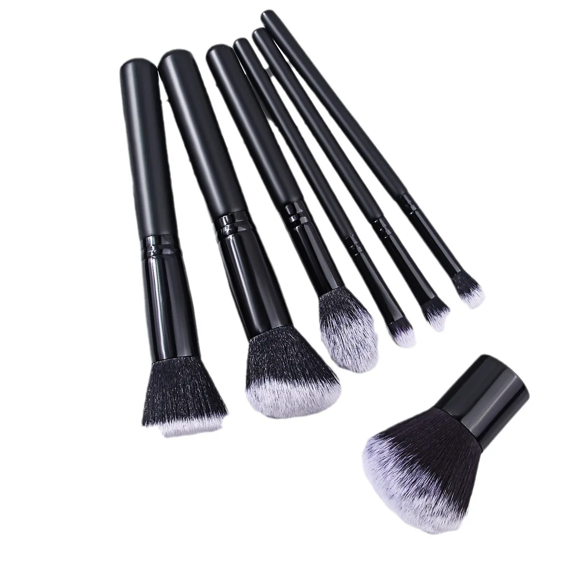 7 個黒メイクブラシセットプロフェッショナルスーパーソフトディテールブラシファンデーションコンシーラーアイシャドウブラシ女性美容ツール
