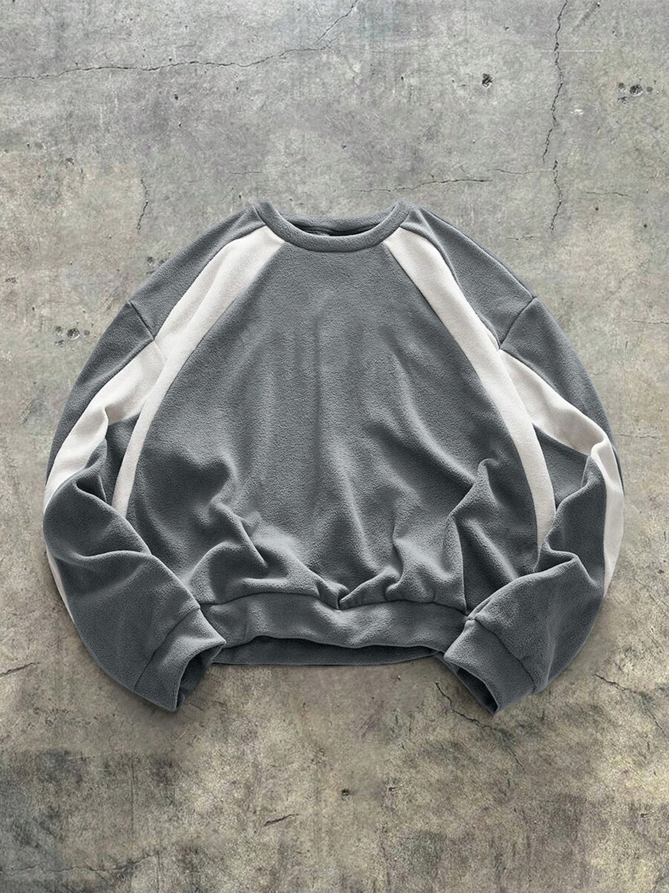 Minimalistische fleece ronde hals met kleurblokken voor heren - anti-rimpel, raglanmouwen en warme stof, stijlvol voor stedelijke winter- en dagelijkse look