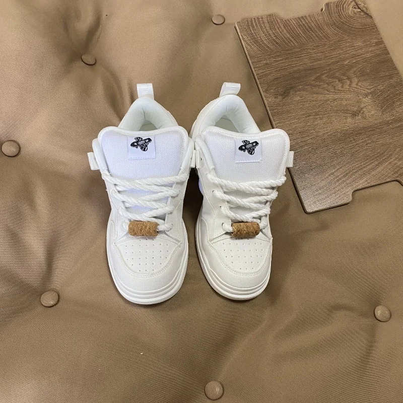 White Loafers Couple Style Small White Shoes Large Size Men's Simple Casual Shoes Breathable Trendy Shoes Versatile Men's Sneakers