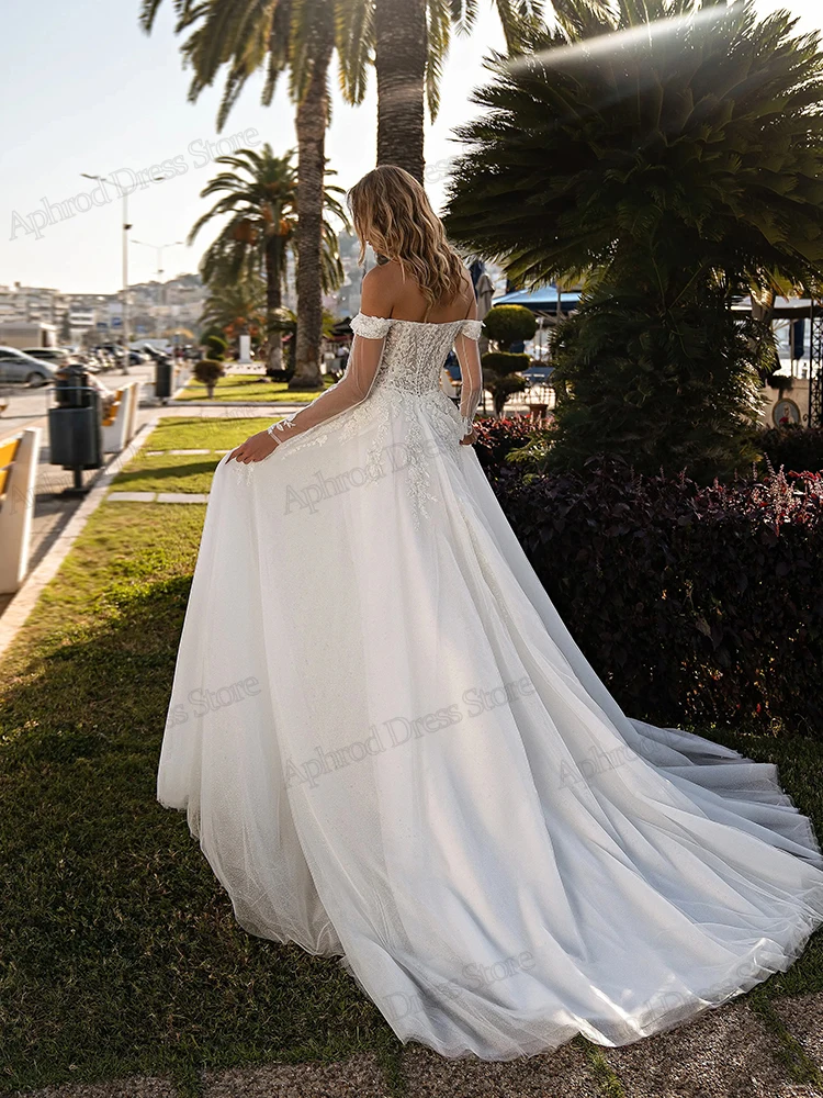 クラシックウェディングドレス A ラインチュールティアードブライダルドレスレースアップリケオフショルダーグラマラス Vestidos デノビアカスタマイズ